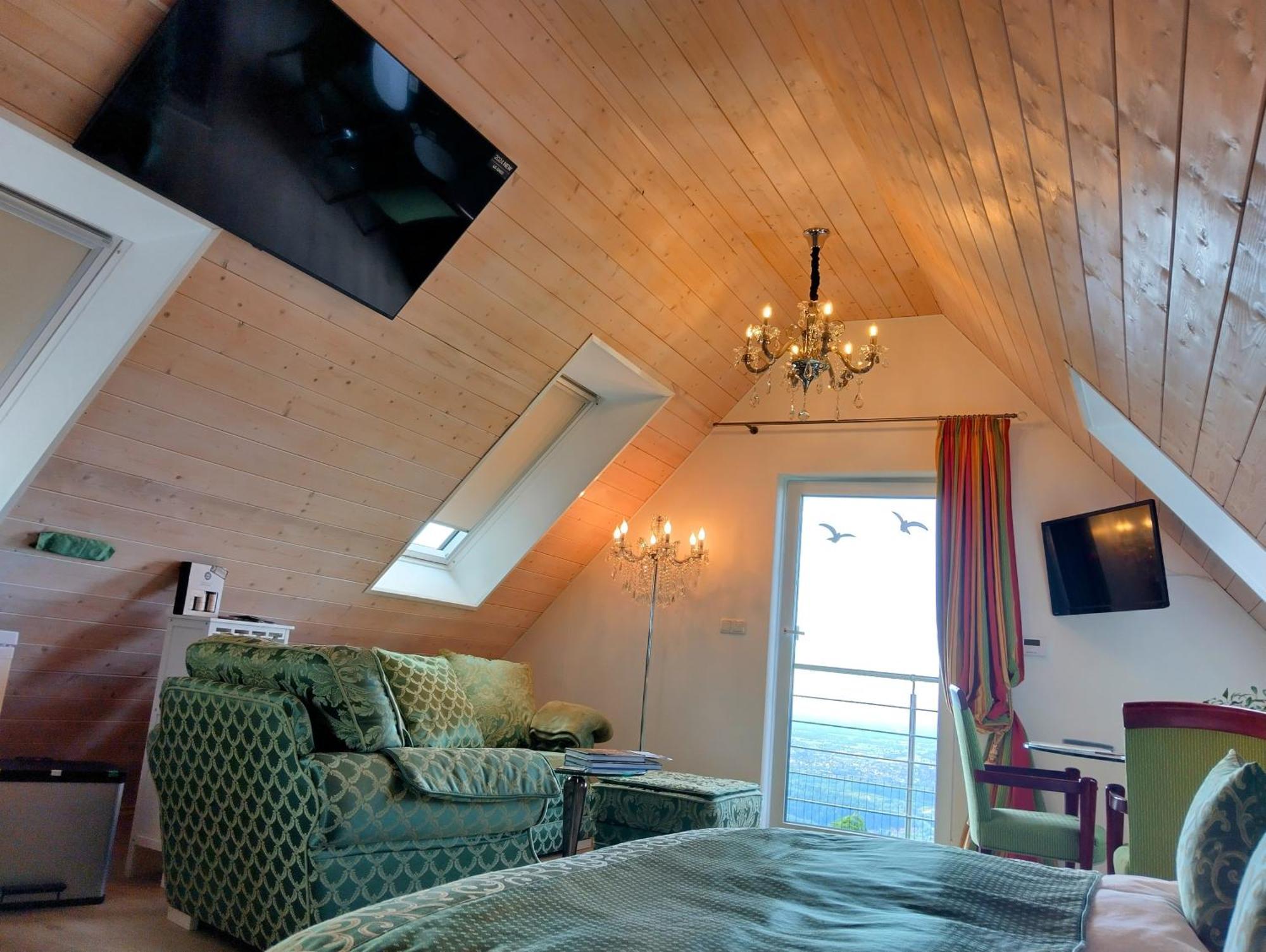 Haus "Guck - Ins - Tal" Apartment Засбахвалден Екстериор снимка